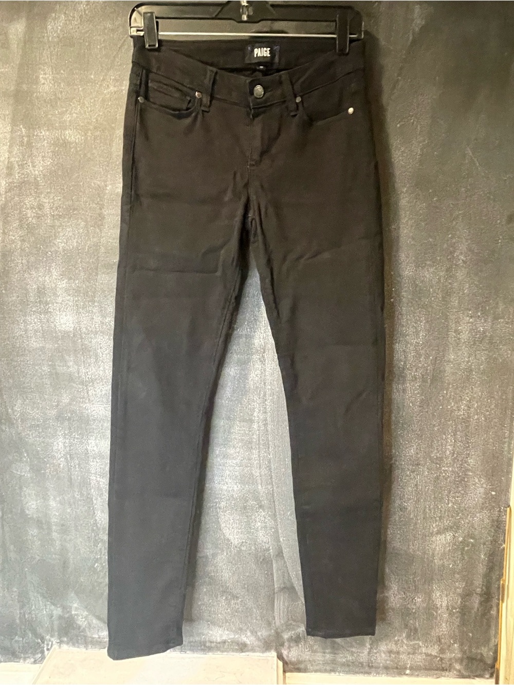 PAIGE Verdugo Ultra Skinny Black Coated Jeans Womenโs Size 27 Made USA
